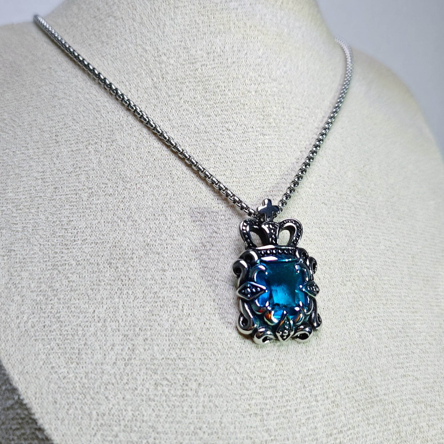 Vintage Crown Sapphire 316 Stainless Steel Pendant Necklace | Unisex Punk Fashion, 65cm Chain（GS-20250912-5）